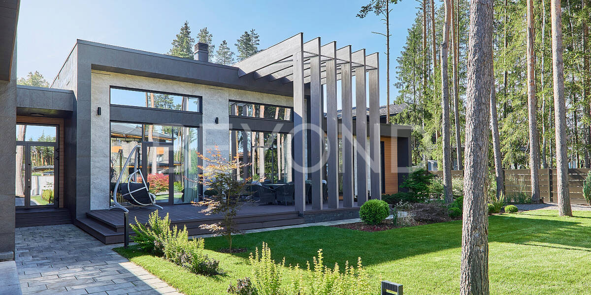 Квартира, 12 комнат  Санкт-Петербург г., Ленинградская область, Всеволожский район, сельское поселение Бугровское, деревня Энколово, ул. Татищева,   14, Фото 1