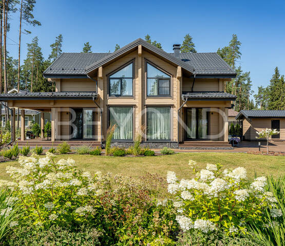 Квартира, 7 комнат &nbsp; Санкт-Петербург г., г.п. Рощино, ул. Звездная, 10, Фото 1