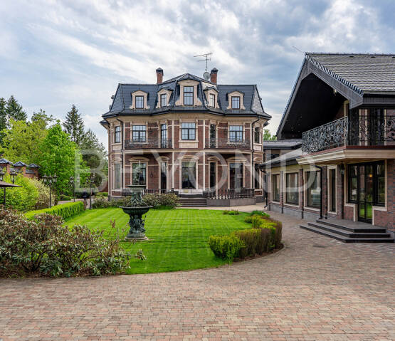 Квартира, 33 комнаты &nbsp; Санкт-Петербург г., г. Сестрорецк, 10-линия, 6/3, Фото 1