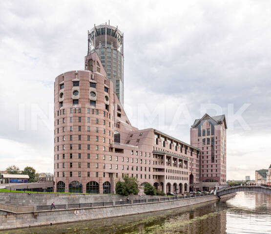 Снять в аренду  Офис в БЦ Riverside Towers БЦ Riverside Towers (Риверсайд Тауэрс), Космодамианская набережная, 52с4, Фото 1