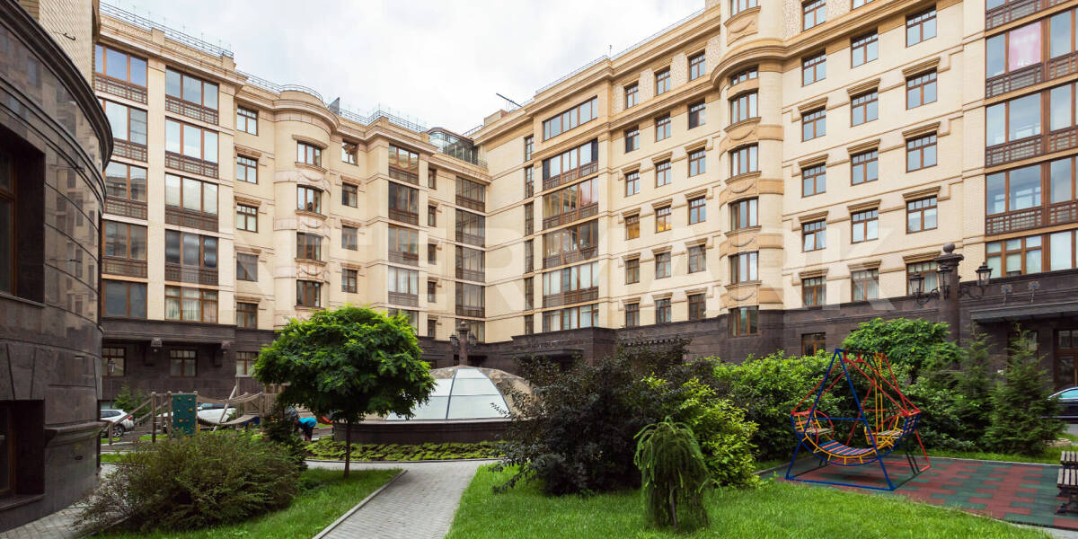 Rent Residential complex Ostozhenka Park Palace Khilkov Lane, 1, Photo 1