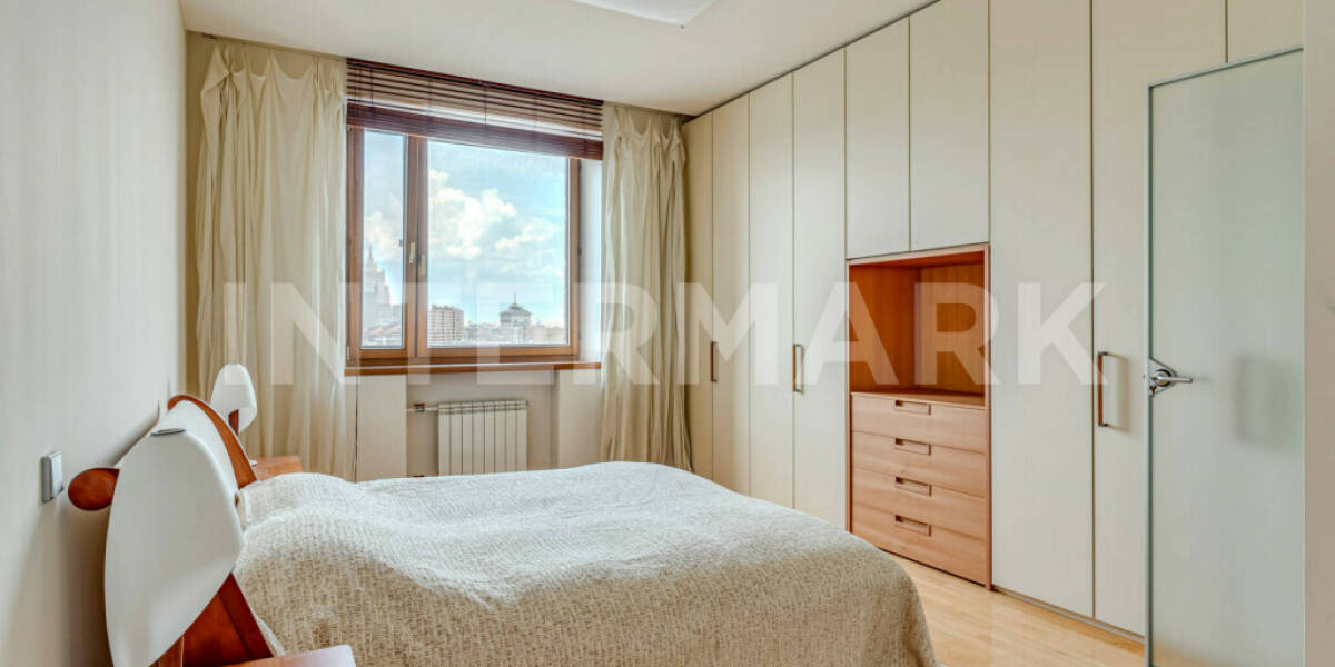 Apartment, 4 rooms  1-y pereulok Truzhenikov,  17, Photo 1