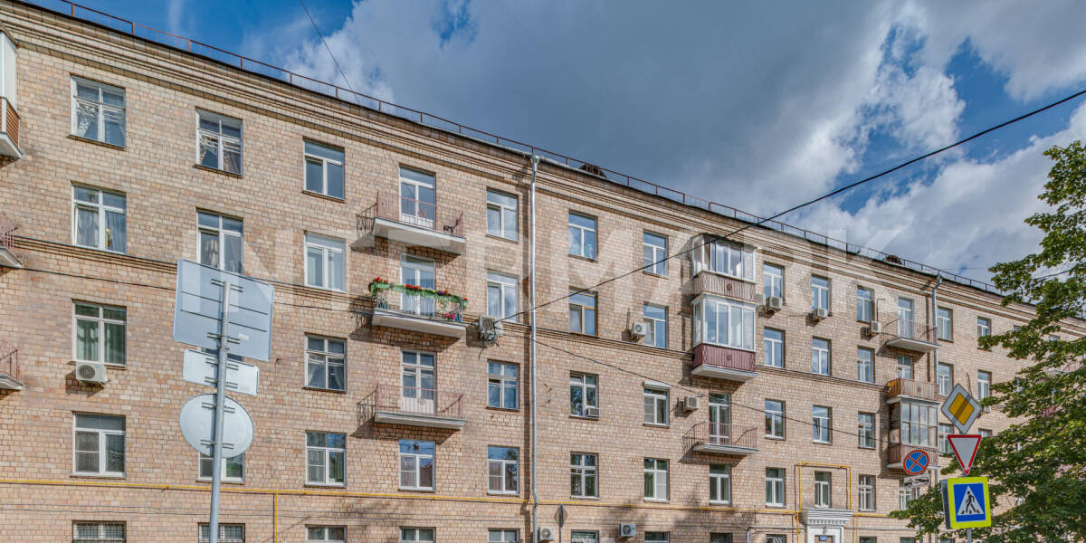 Apartment, 3 rooms  Bolshoy Lyovshinsky Lane, 3/5, Photo 1