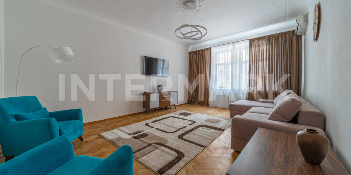 Apartment, 4 rooms  Bolshoy Kozikhinsky Lane, 23, Photo 1
