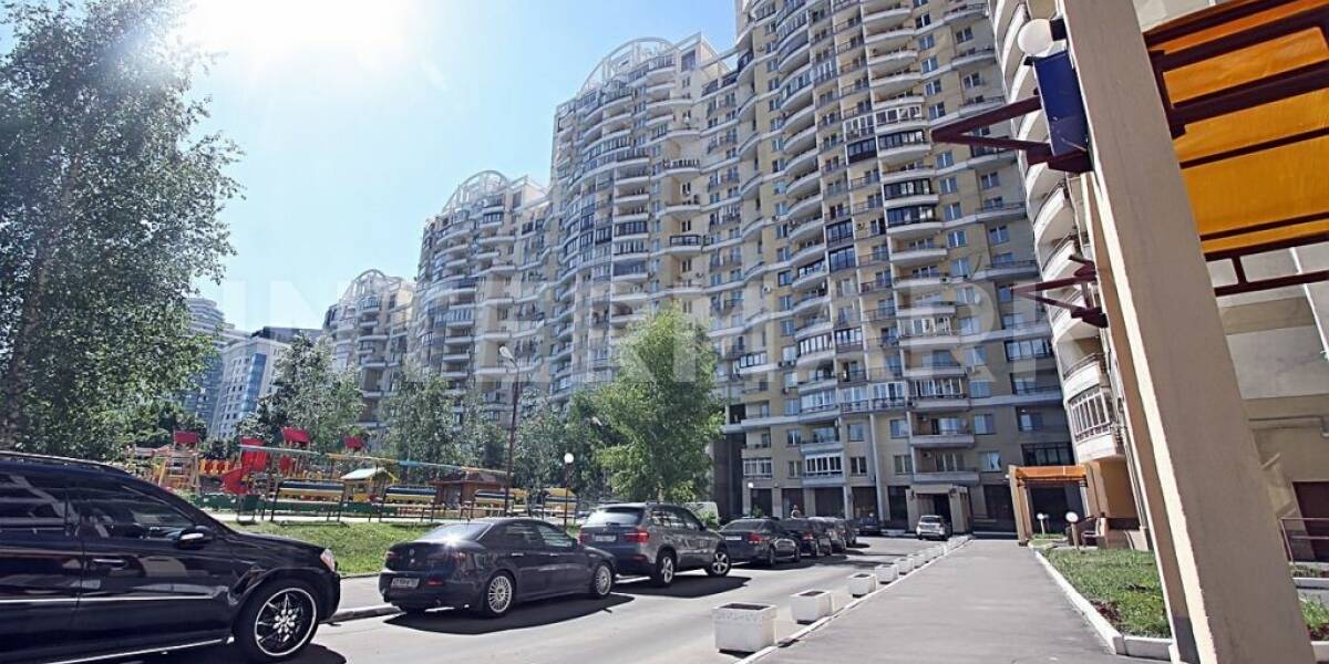 Apartment, 3 rooms Residential complex Deputatsky dom Ulofa Palme Street, 1, Photo 1