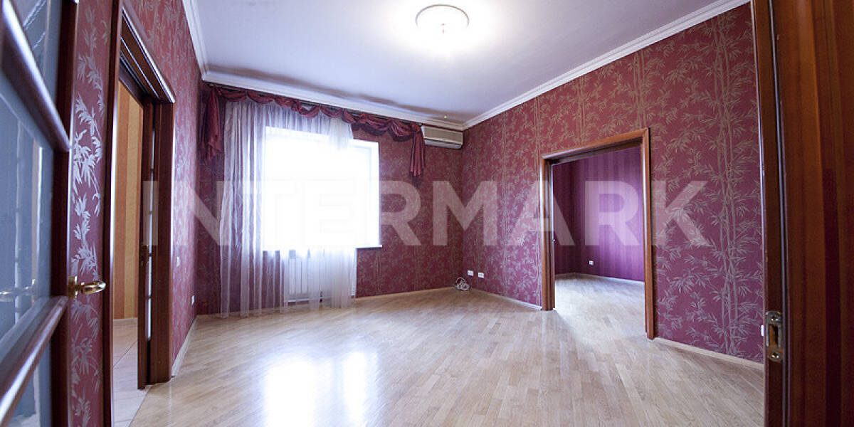 Apartment, 4 rooms  Stary Tolmachyovsky Lane, 3, Photo 1