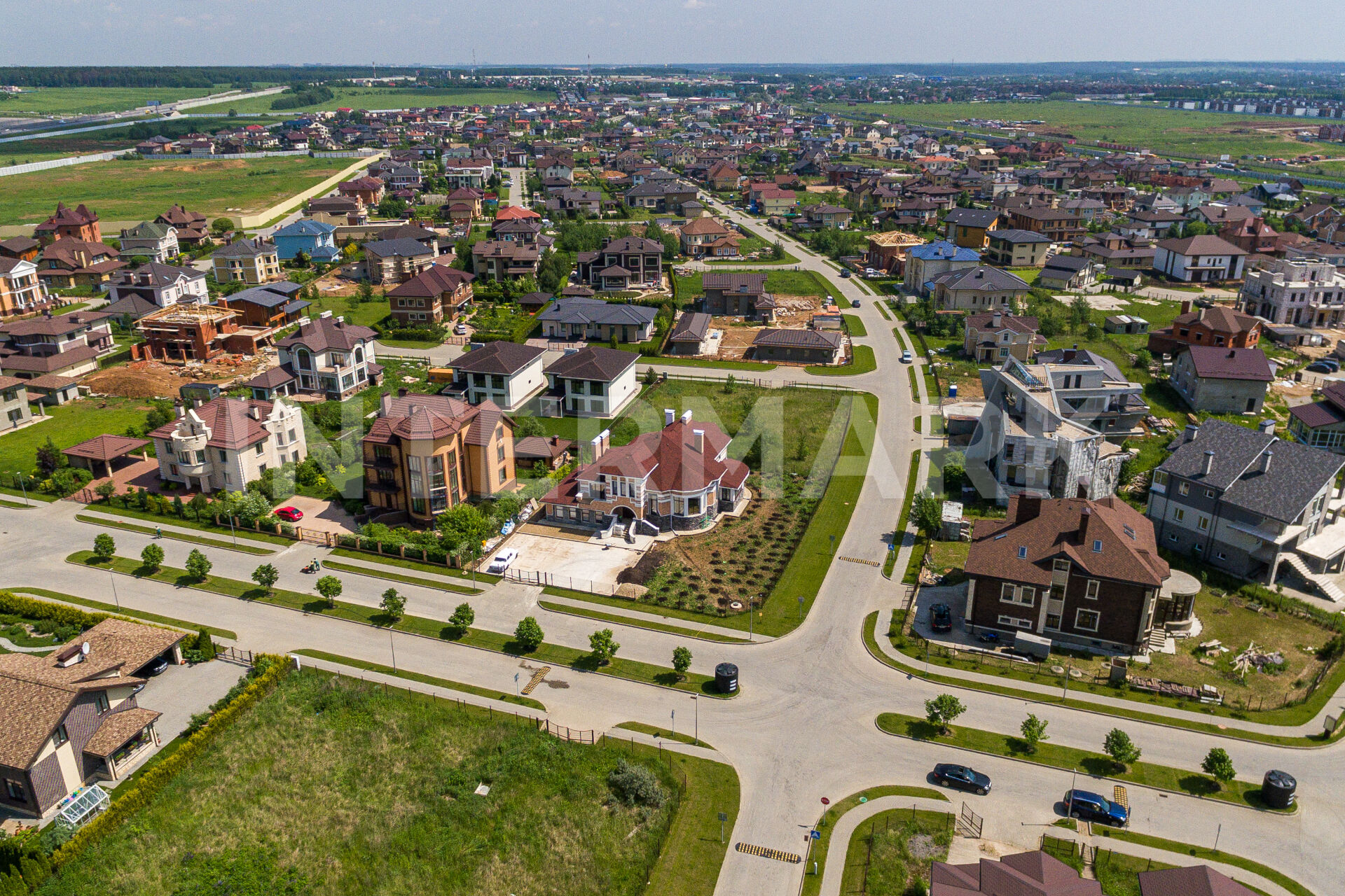 Поселок новорижский. Новорижский, деревня Покровское. Село Покровское коттеджный поселок Новорижский. Альбатрос поселок на новой Риге. Закрытый поселок на новой Риге.