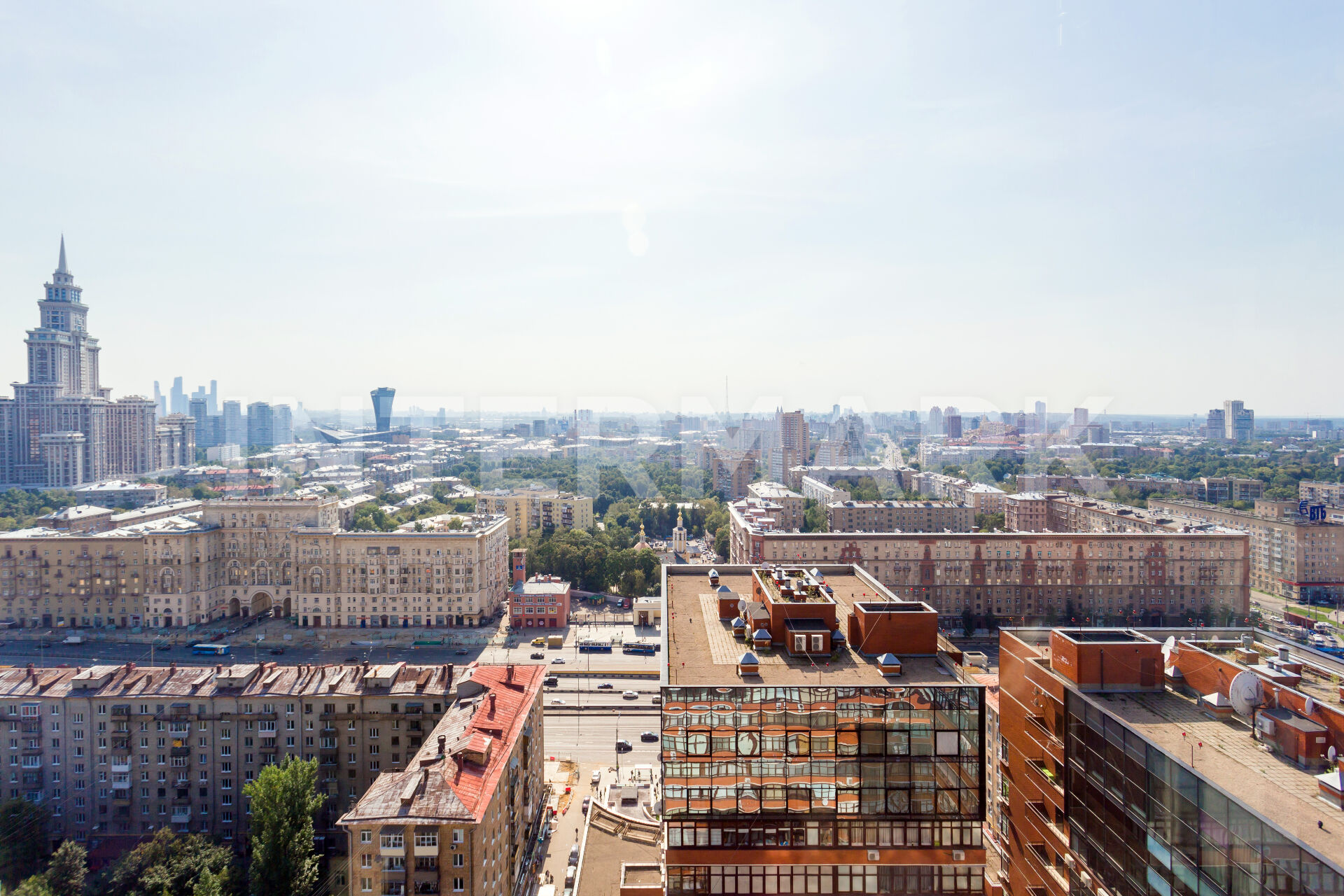 ЖК Соколиное Гнездо в Москве 🏠 купить квартиру на вторичном рынке, цены в  жилом комплексе Соколиное Гнездо 🚇 м. Аэропорт, Сокол, Панфиловская,  Ленинградский проспект, 76, корп. 4 🏢 Intermark Real Estate - ранее  Savills -