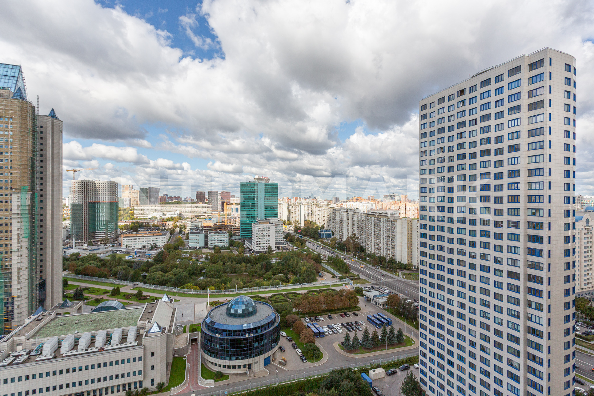 ЖК Розмарин в Москве 🏠 купить квартиру на вторичном рынке, цены в жилом  комплексе Розмарин 🚇 м. Калужская, Новые черемушки, Зюзино, Херсонская  улица, 43 🏢 Intermark Real Estate - ранее Savills -