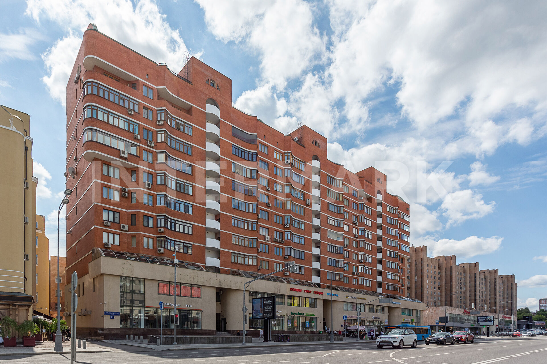 ЖК Красная Пресня, 21 в Москве 🏠 купить квартиру на вторичном рынке, цены  в жилом комплексе Красная Пресня, 21 🚇 м. Баррикадная, Краснопресненская,  Улица 1905 Года, улица Красная Пресня, 21 🏢 Intermark Real Estate - ранее  Savills -