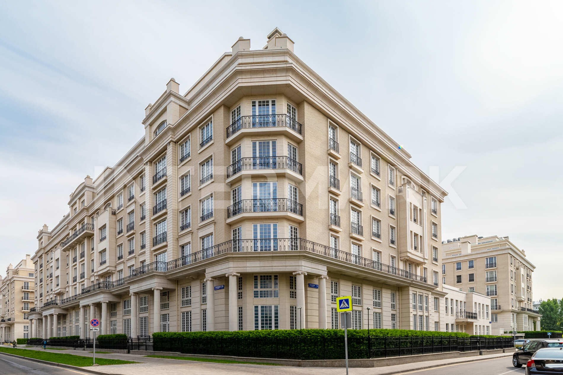 ЖК Knightsbridge Private Park в Москве 🏠 купить квартиру в новостройке,  цены в жилом комплексе Knightsbridge Private Park 🚇 м. Фрунзенская,  Кооперативная улица, 16 🏢 Intermark Real Estate - ранее Savills -